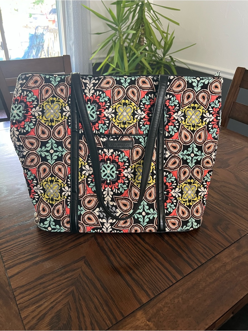 Vera Bradley Paisley Multicolor Zip Tote Bag w/ Inner Pockets, Black Straps
